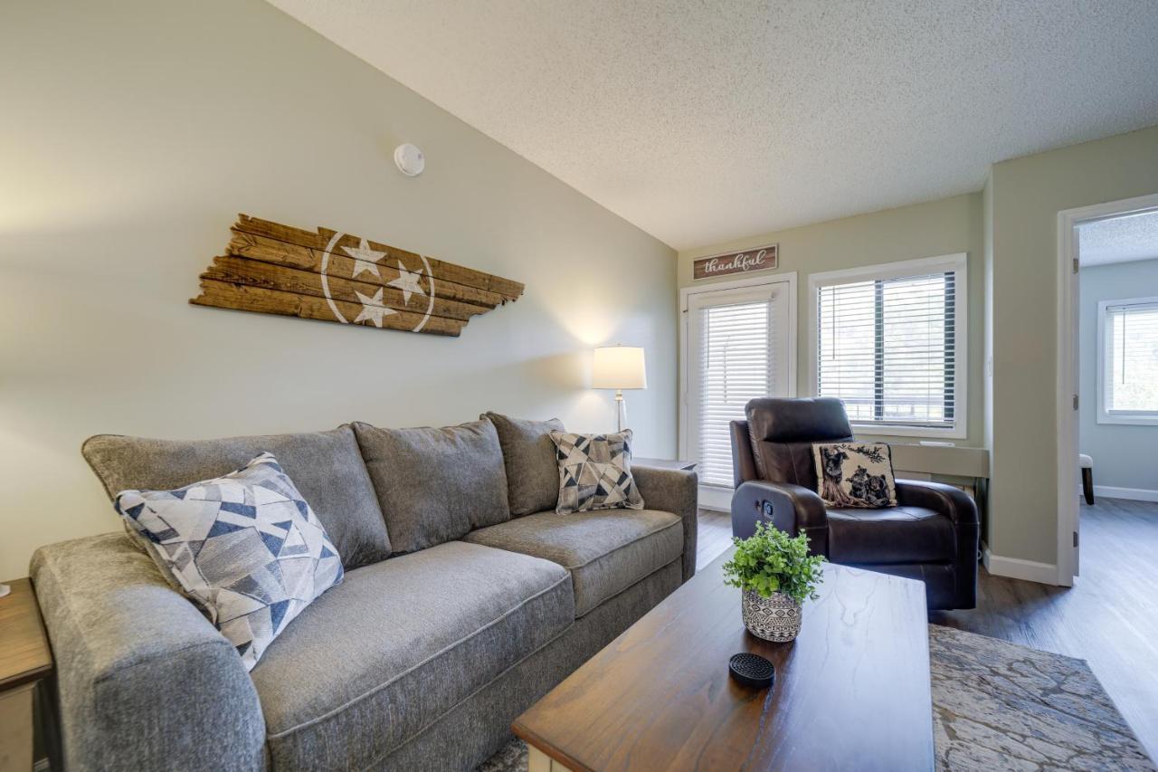 Stylish Gatlinburg Condo With Pool Walk Downtown! Ngoại thất bức ảnh